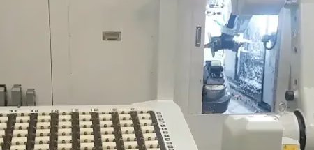 Akira Seiki automation robojob