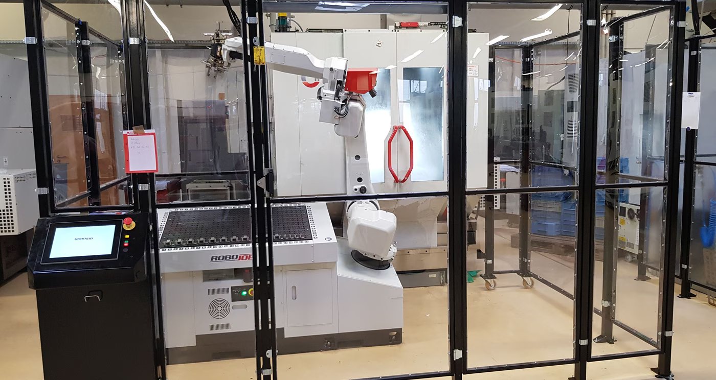 Mill-Assist Essential i + HERMLE C30 U