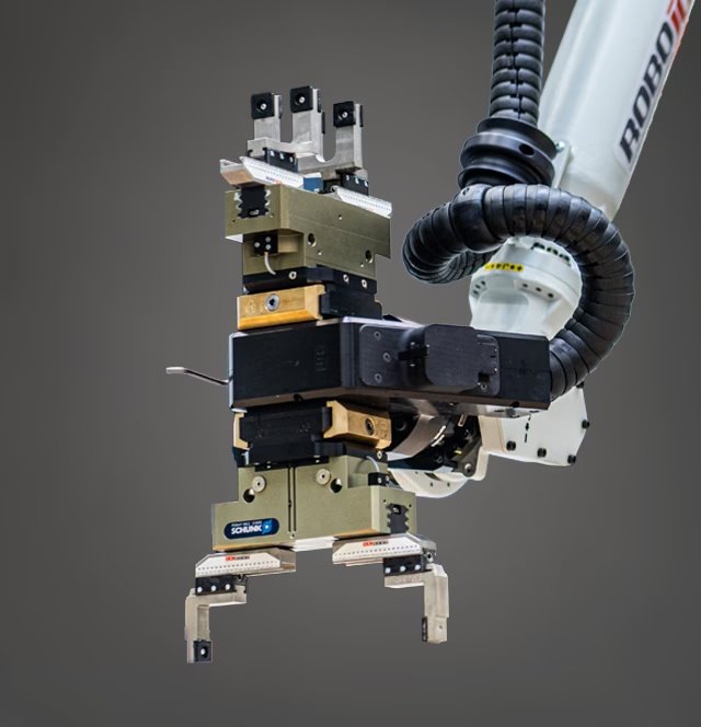 Dual grippers for maximum adaptability