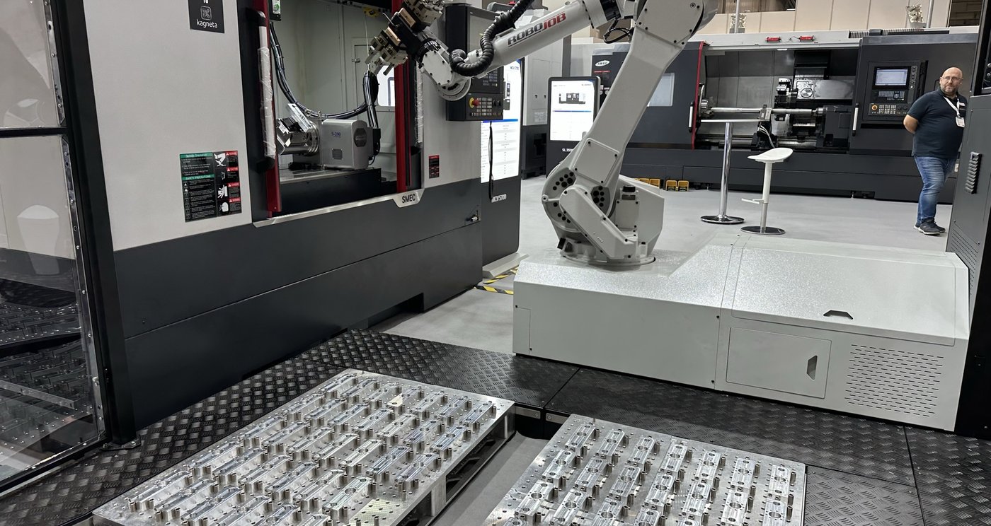 Pallet-Load-Double-Integrated-+-SMEC-MCV5700