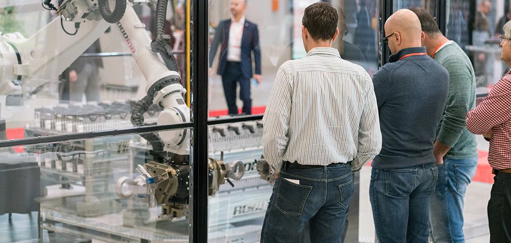 RoboJob_Grand_Opening_DE-16LR.original