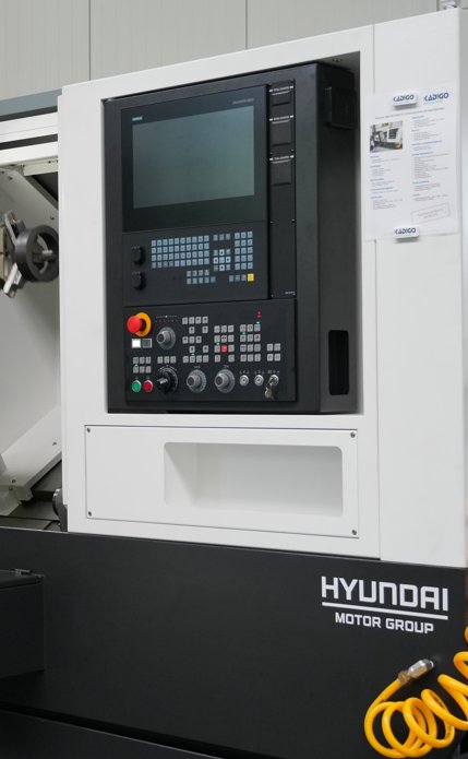 Pallet-Load Integrated + Hyundai WIA HD 2200SY